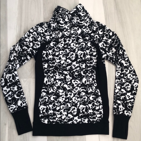 Cozy cuddle up jacket - Picture 3 of 4